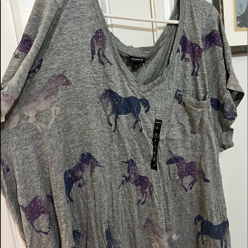 Unicorn tshirt